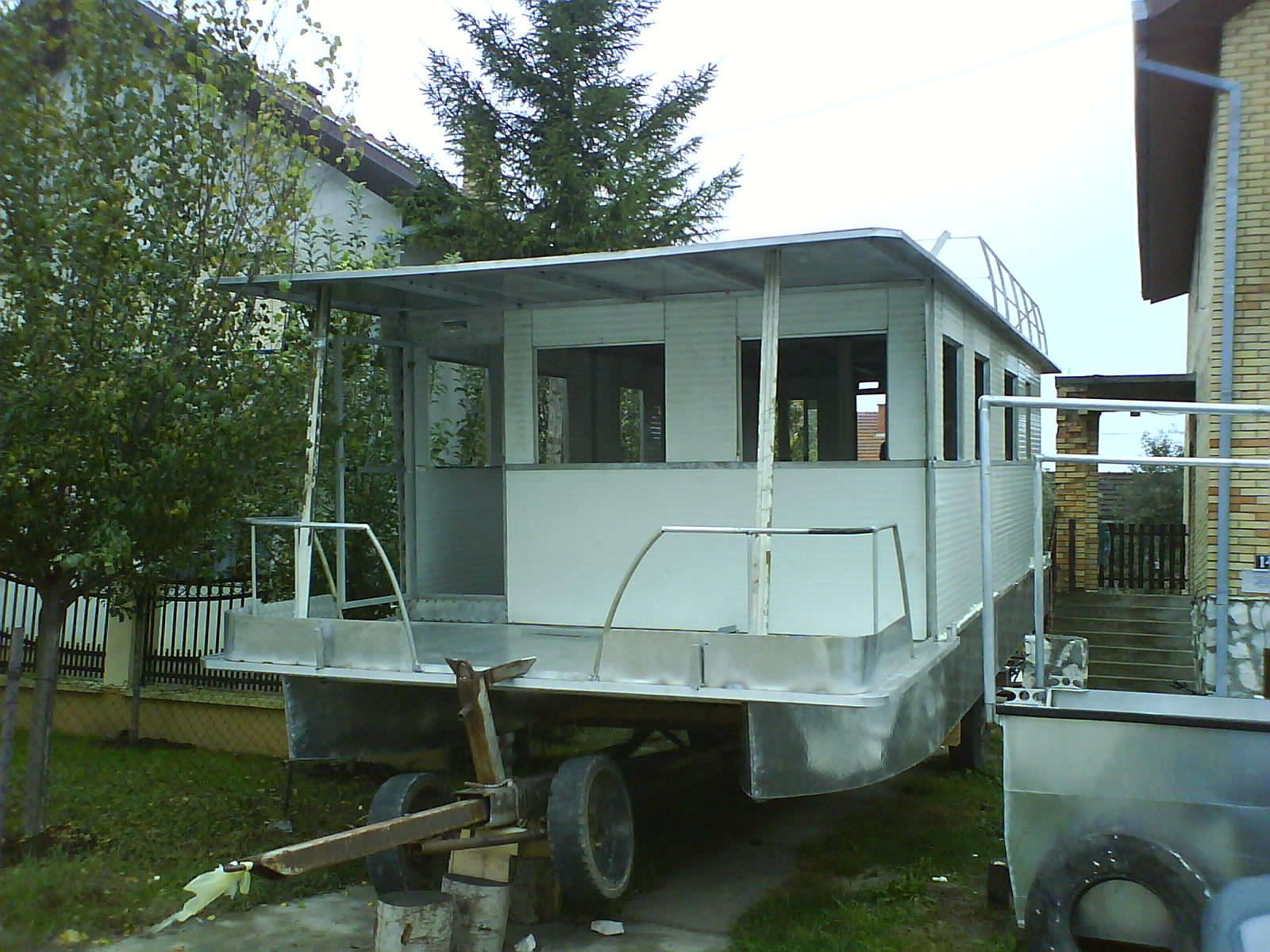 Aluminijumski camci